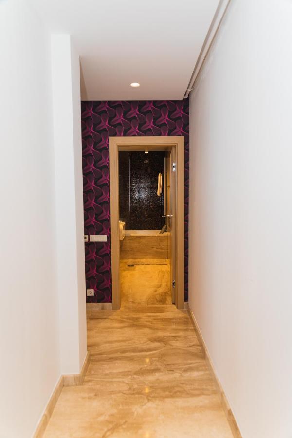 Luxury Trip Apartamento Oradea Exterior foto